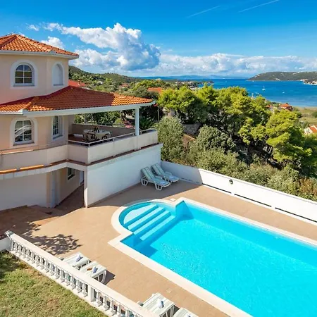 Villa Superior Supetarska Draga