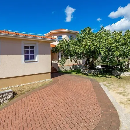 Superior Villa *