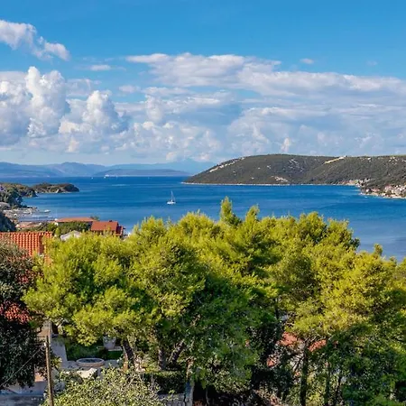 Superior Supetarska Draga